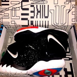 Basketball shoes